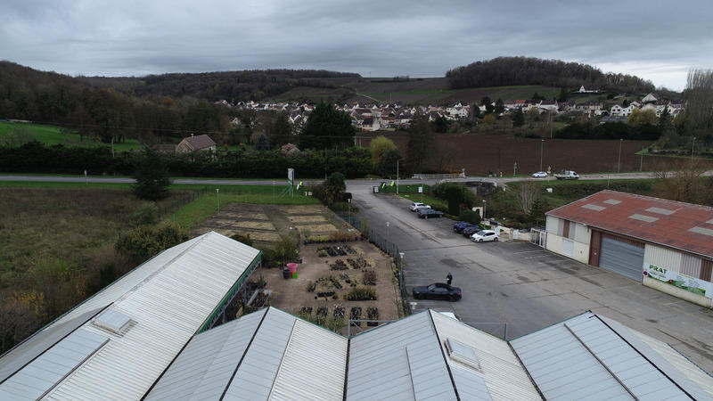 Local commercial - 1 022 m² - 7 pièces