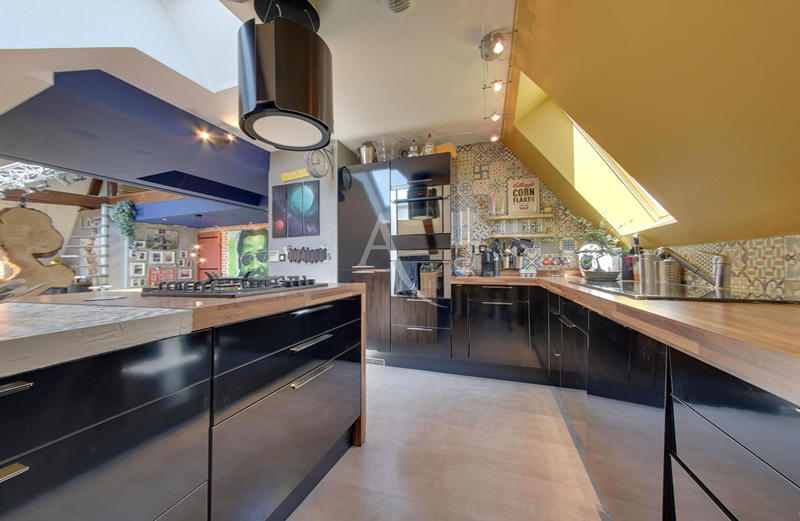 Appartement - 90 m² - 4 pièces