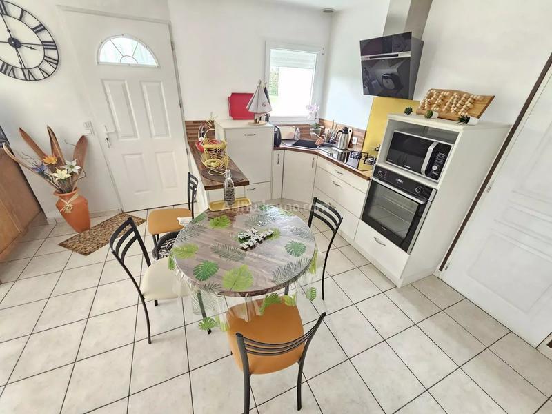 Maison - 96 m² - 4 pièces