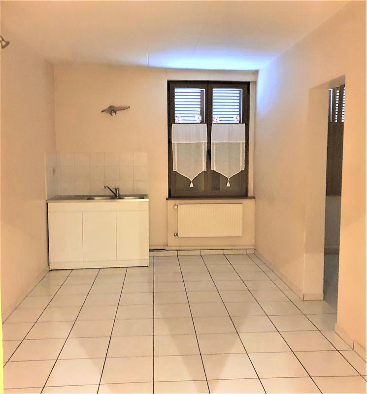 Local commercial - 119 m² - 6 pièces