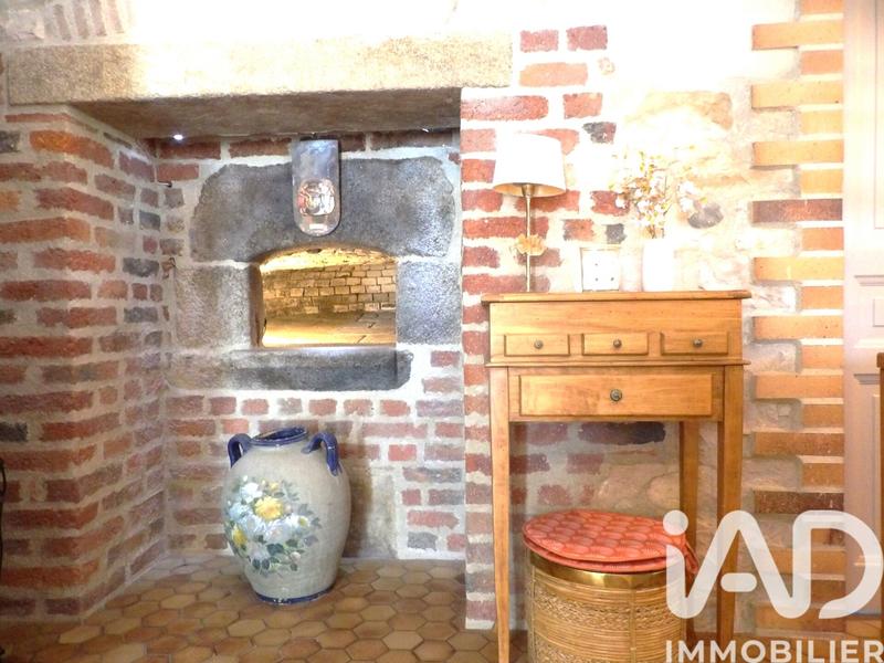 Maison - 202 m² - 8 pièces