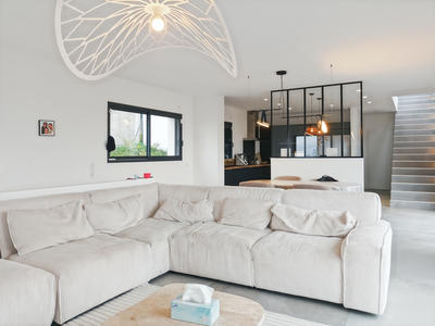 Maison - 170 m² - 5 pièces