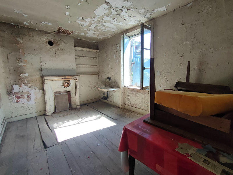 Maison - 177 m² - 12 pièces