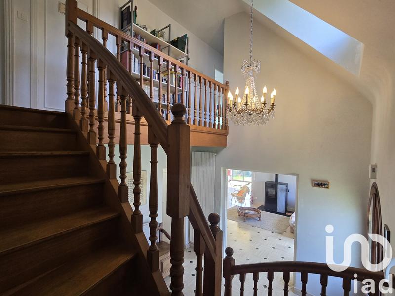 Maison - 180 m² - 7 pièces