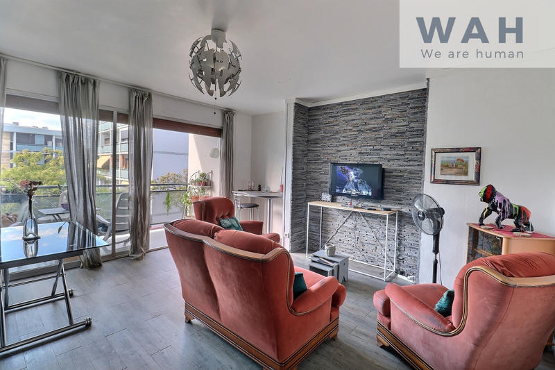 Appartement - 97 m² - 5 pièces