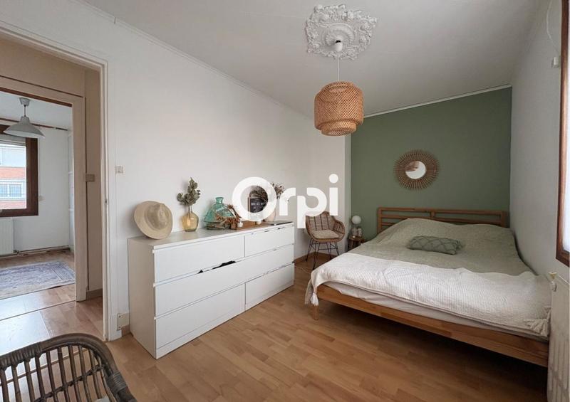 Maison - 104 m² - 4 pièces