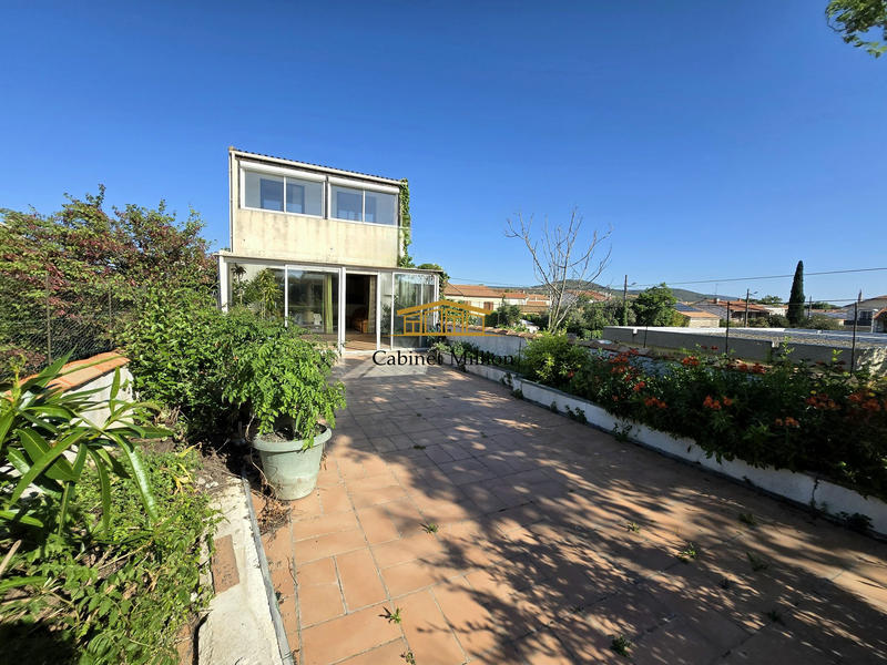 Maison - 100 m² - 5 pièces