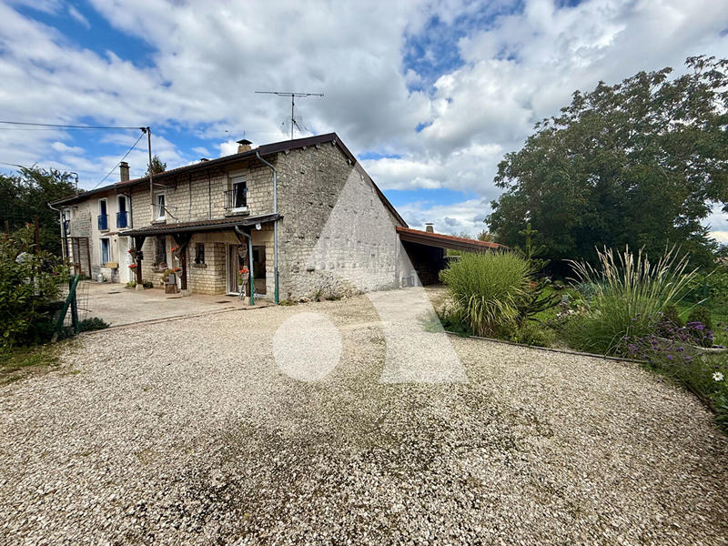 Maison - 110 m² - 4 pièces