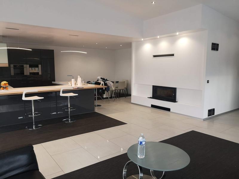 Maison - 160 m² - 5 pièces