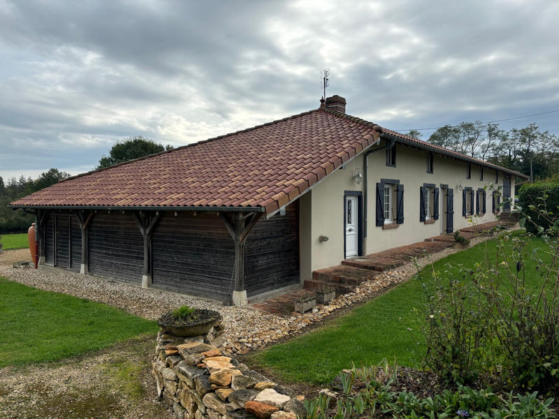 Maison - 167 m² - 8 pièces