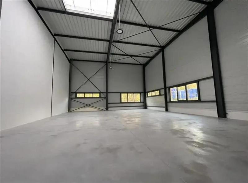 Local d'activités - 229 m²