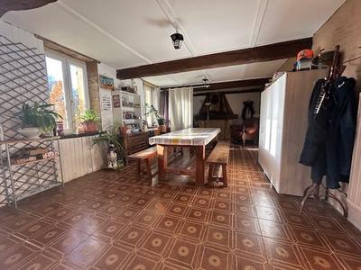 Maison - 140 m² - 4 pièces