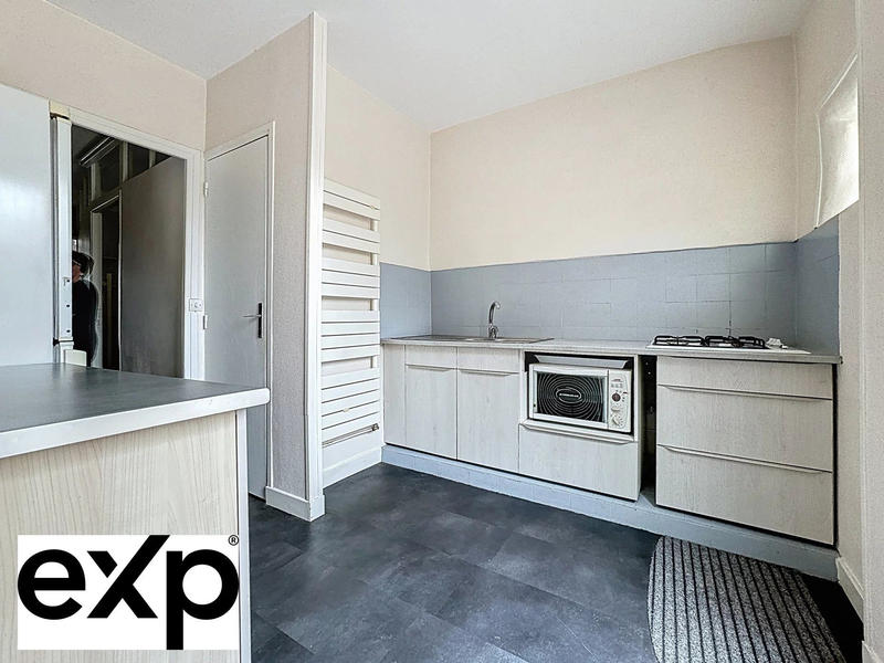 Maison - 170 m² - 8 pièces