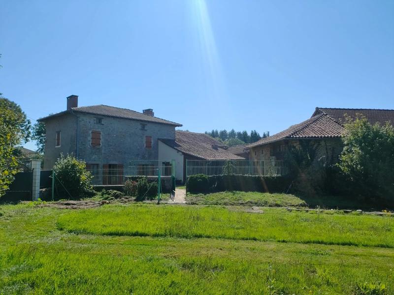 Maison de village - 165 m² - 6 pièces