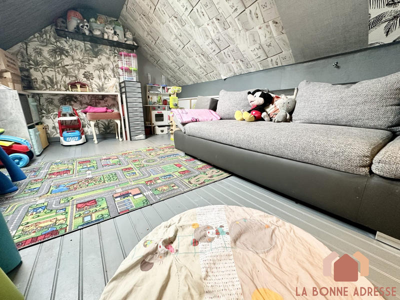 Maison - 92 m² - 4 pièces