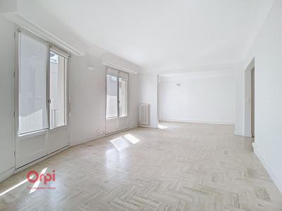 Appartement - 89 m² - 2 pièces