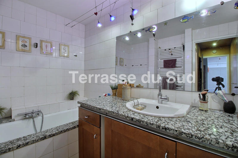 Appartement - 155 m² - 6 pièces