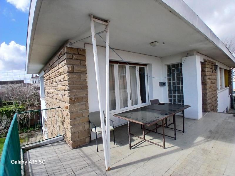 Maison - 114 m² - 8 pièces