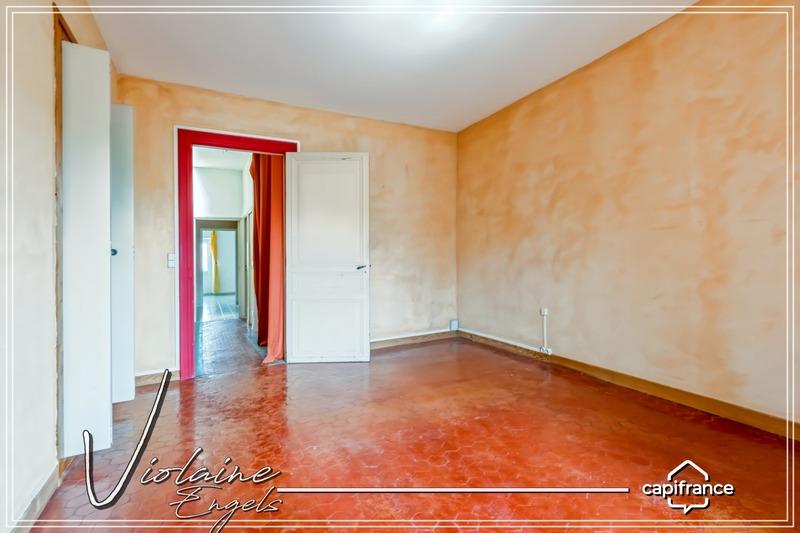 Maison de village - 217 m² - 7 pièces