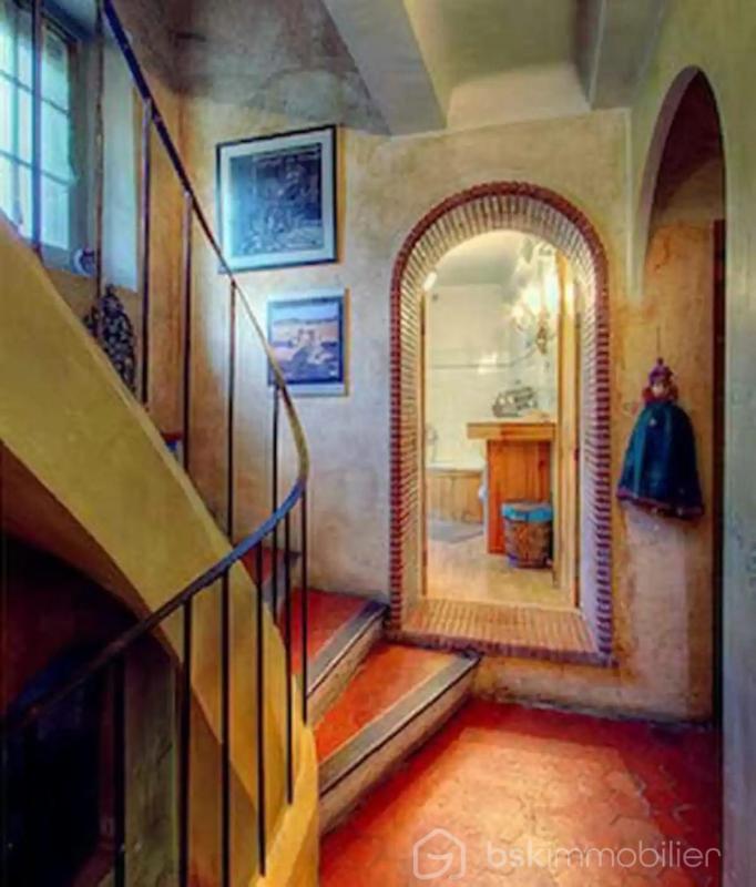 Maison - 200 m² - 8 pièces