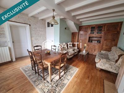 Maison - 216 m² - 11 pièces
