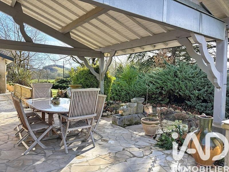 Maison de maîtres - 332 m² - 5 pièces