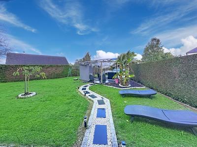 Maison - 125 m² - 8 pièces