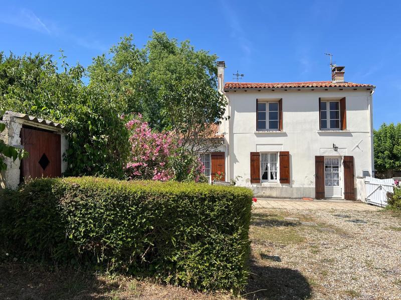Maison - 91 m² - 5 pièces