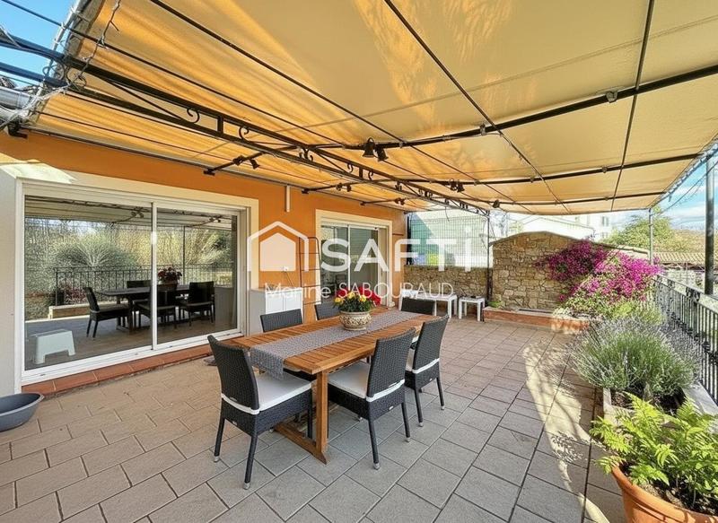 Maison - 170 m² - 5 pièces