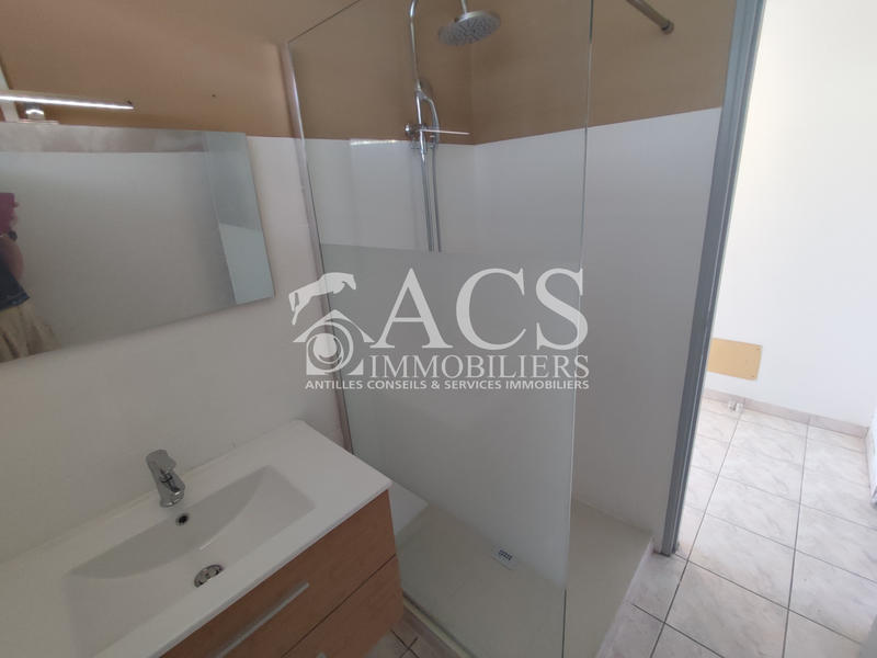 Maison - 104 m² - 4 pièces