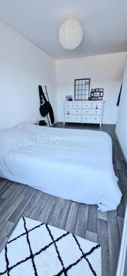 Villa - 80 m² - 4 pièces