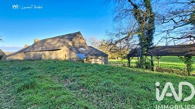 Maison - 102 m² - 5 pièces