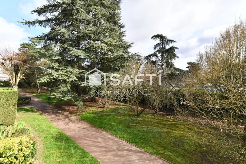 Appartement - 100 m² - 6 pièces