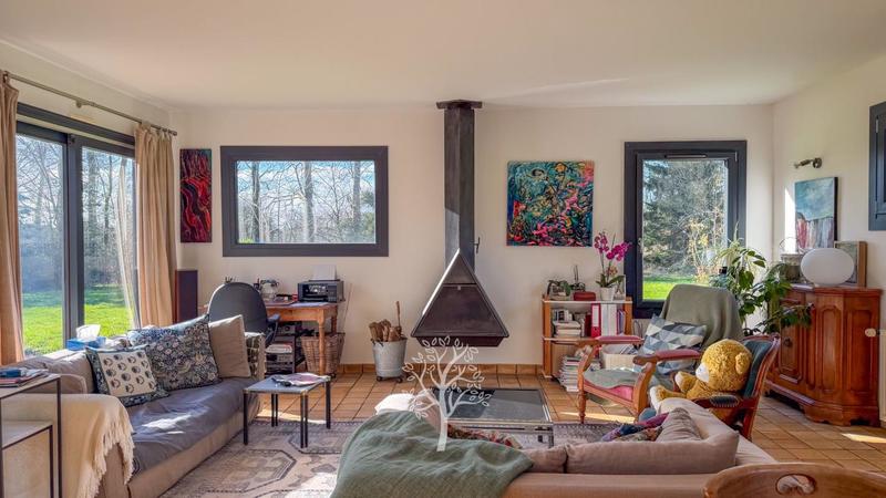 Maison - 140 m² - 6 pièces