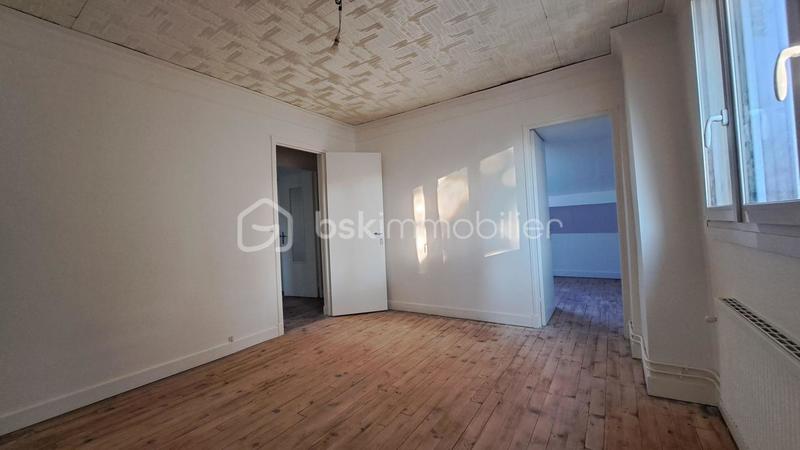 Propriété - 230 m² - 10 pièces