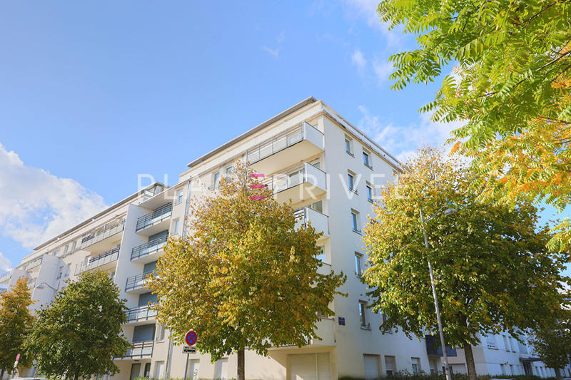 Appartement - 124 m² - 5 pièces