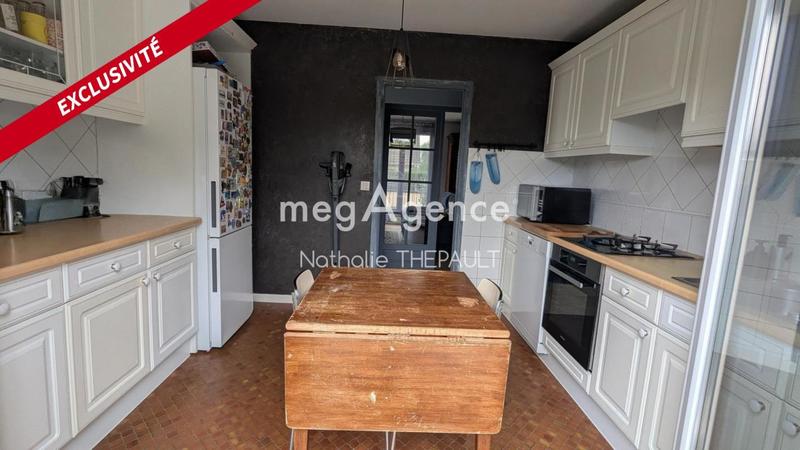 Maison - 174 m² - 8 pièces