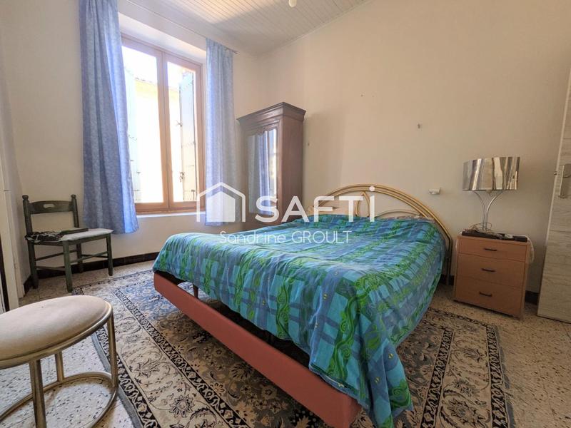 Maison - 250 m² - 10 pièces