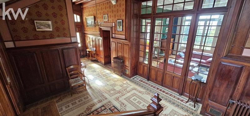 Maison de domaine équestre - 650 m² - 10 pièces