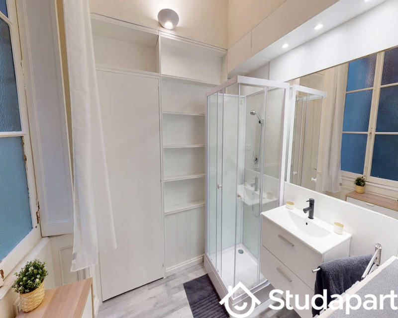 Chambre - 55 m² - 1 pièce