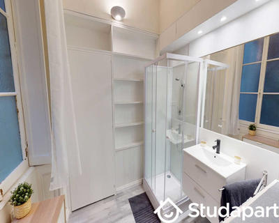 Chambre - 55 m² - 1 pièce