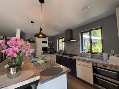 Maison - 97 m² - 3 pièces