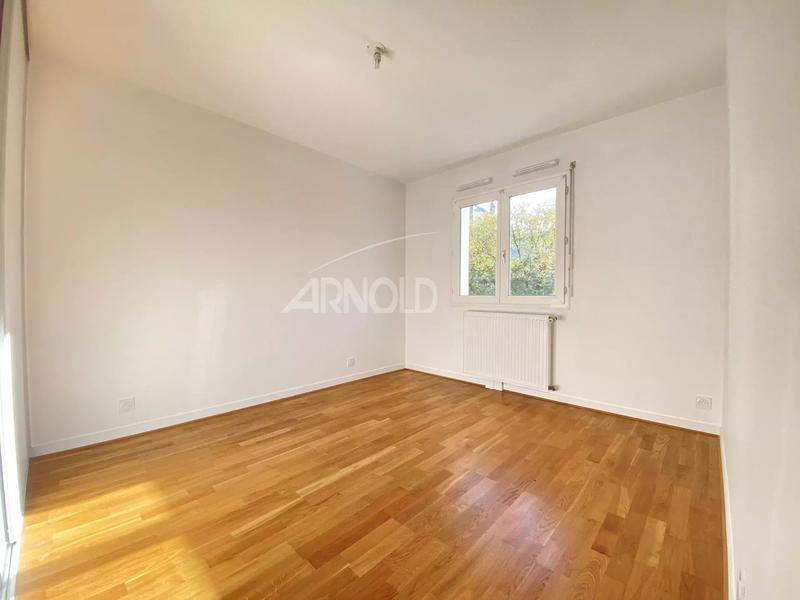 Appartement - 103 m² - 4 pièces