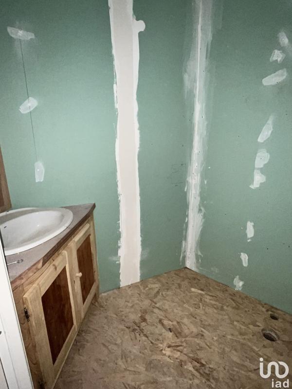 Local commercial - 169 m² - 4 pièces