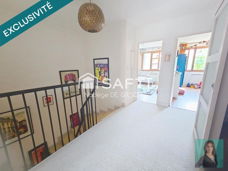 Maison - 105 m² - 5 pièces