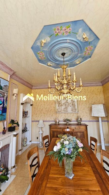 Maison - 164 m² - 7 pièces