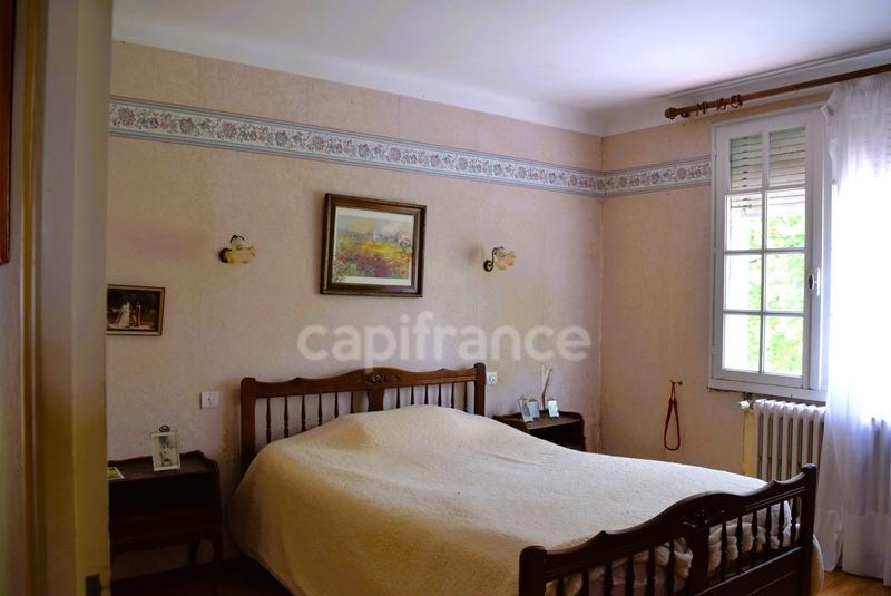 Maison - 120 m² - 10 pièces