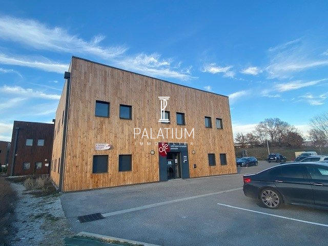 Bureau - 18 m² - 1 pièce