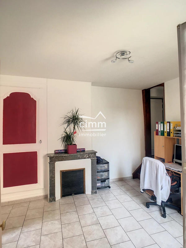 Fonds de commerce - Magasins - 93 m²