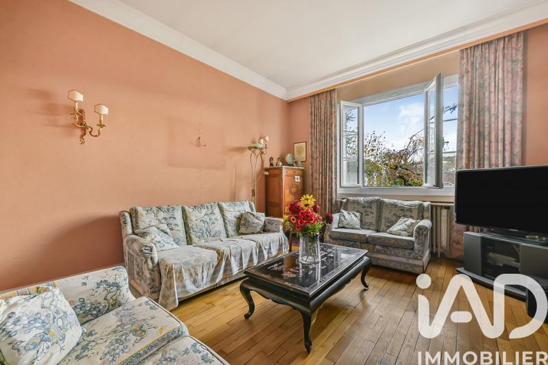 Maison - 180 m² - 7 pièces